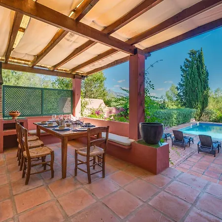 In With Private Pool & Panoramic Mountain Views