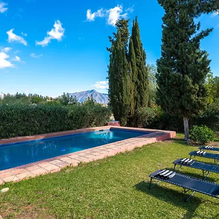 In With Private Pool & Panoramic Mountain Views *