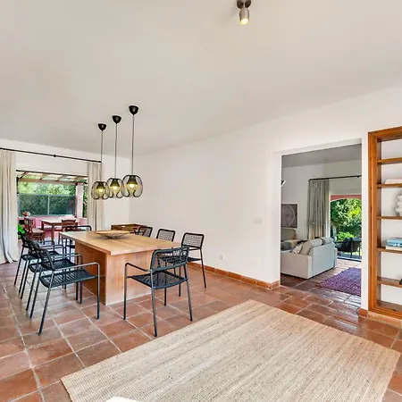 In With Private Pool & Panoramic Mountain Views Villa *