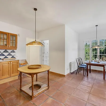 In With Private Pool & Panoramic Mountain Views Villa